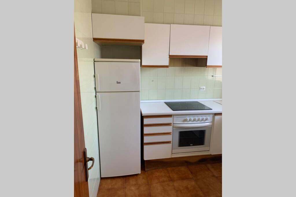 Apartamento En Playa Santo Tomas 1-5 Es Migjorn Gran Esterno foto