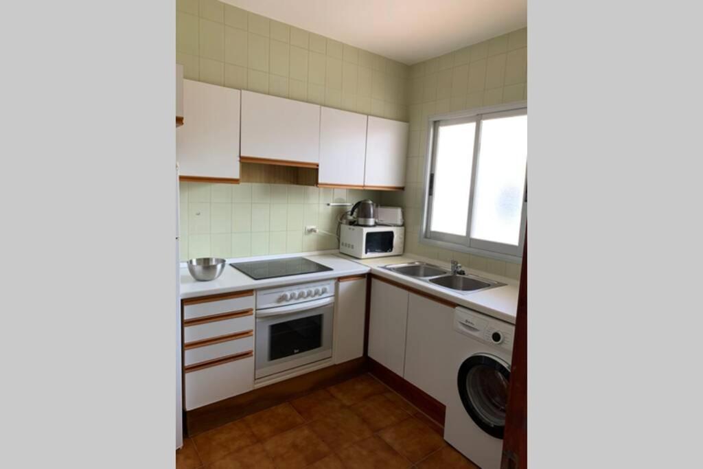 Apartamento En Playa Santo Tomas 1-5 Es Migjorn Gran Esterno foto